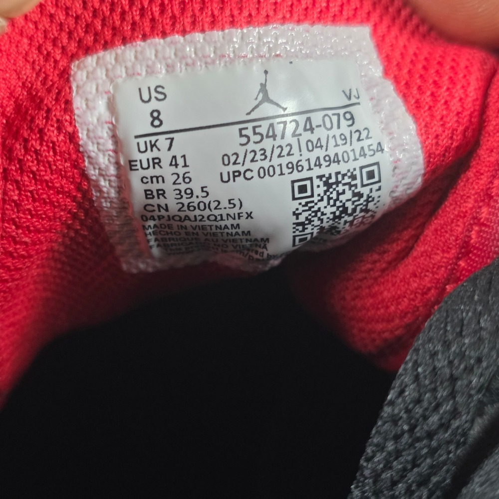Nike Air Jordan 1 Mid Bred Toe Red/Black/White Leather Sneakers Size 8 - Picture 10 of 10